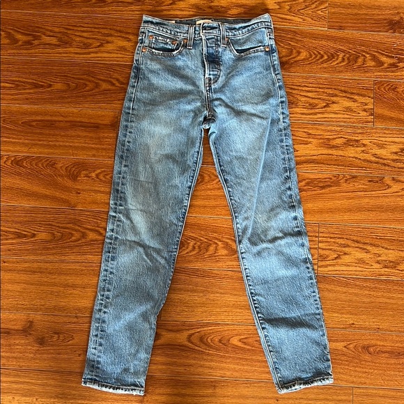 Levi's Denim - Levi's Women's Wedgie Blue Jeans